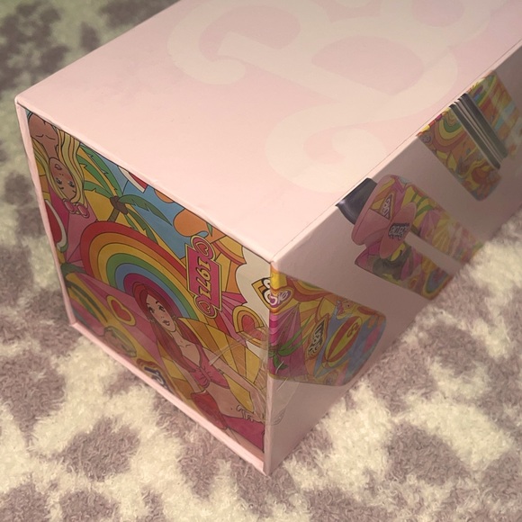 CHI x Barbie Malibu Barbie 50th Anniversary 1” Titanium Hairstyling Iron - Picture 4 of 5